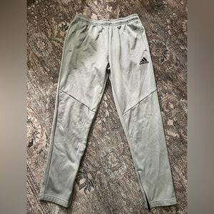 Adidas Game & Go Tapered Pants Mens Grey Aeroready Zippered Ankle Medium
